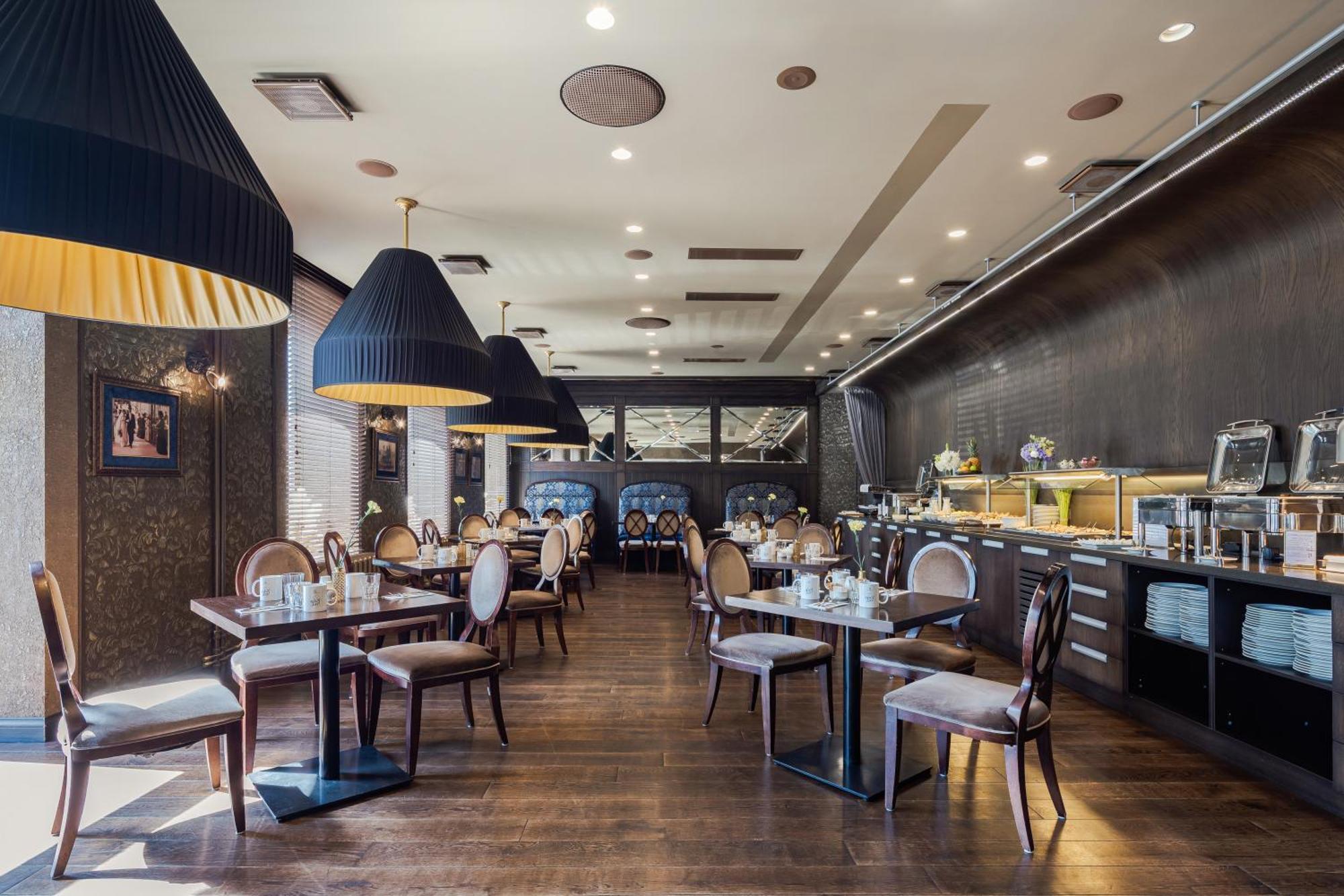 Hotel Eurostars Metropole 4*