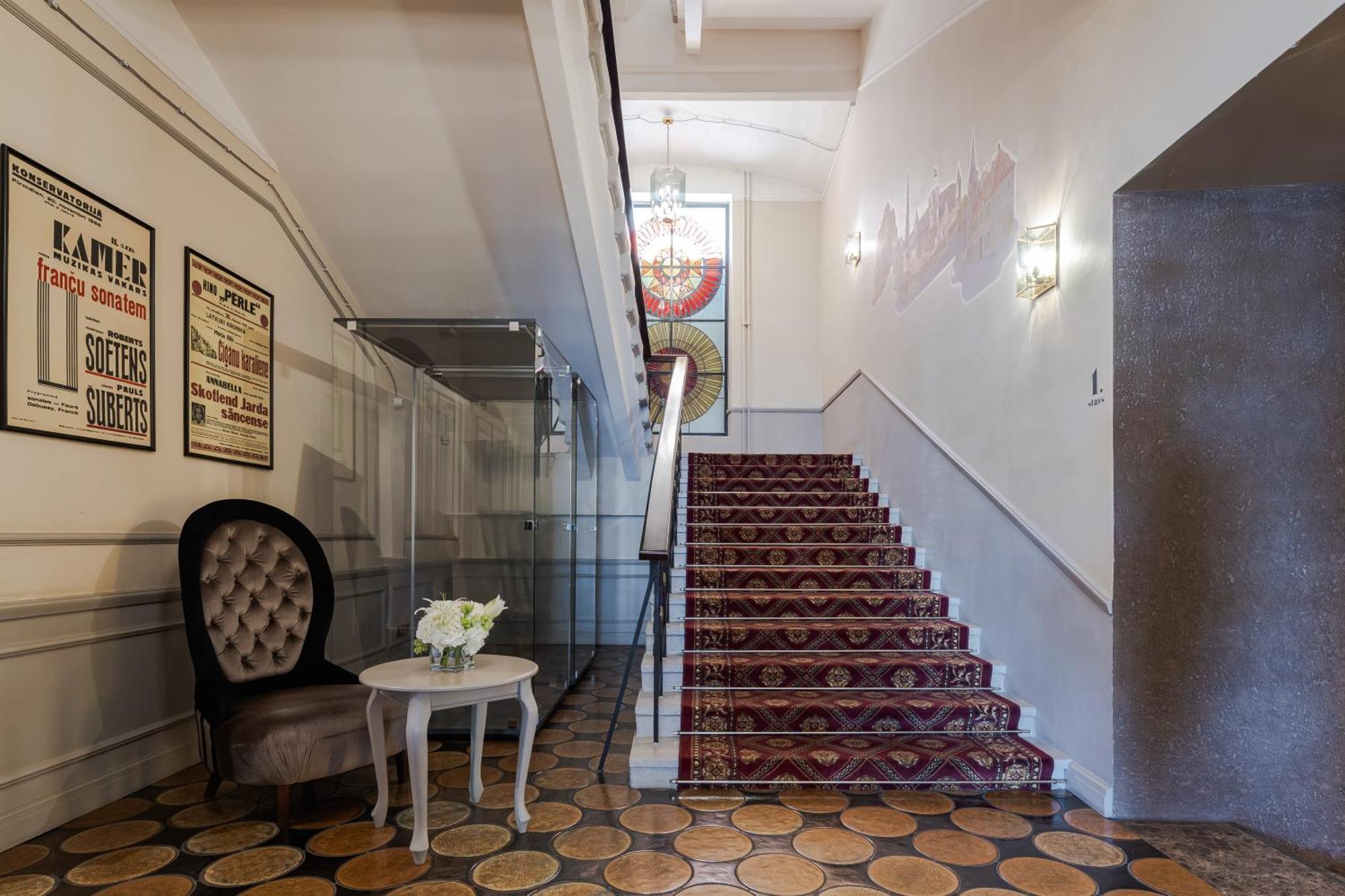 Хотел Eurostars Metropole 4*