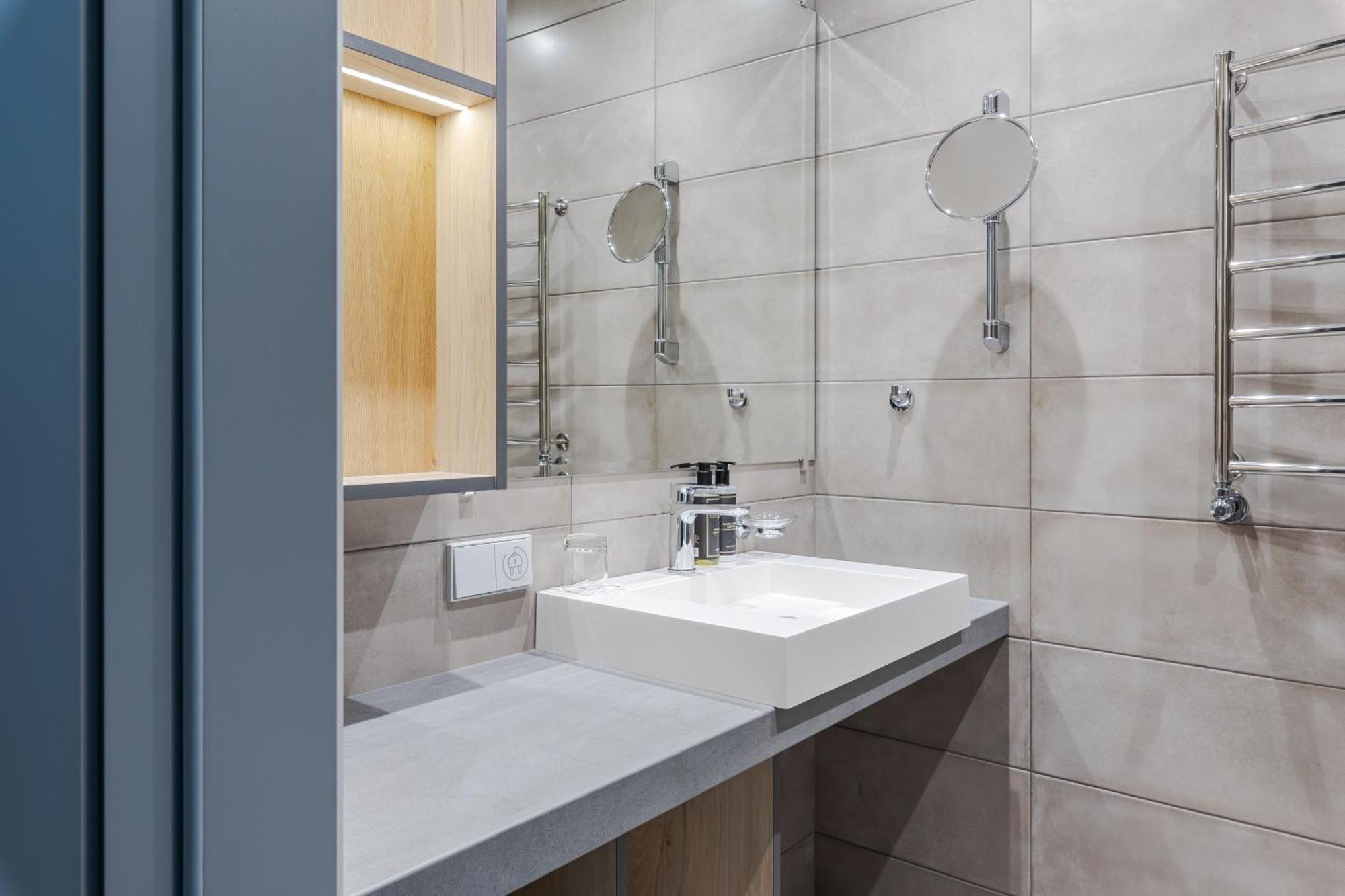 Eurostars Metropole 4*